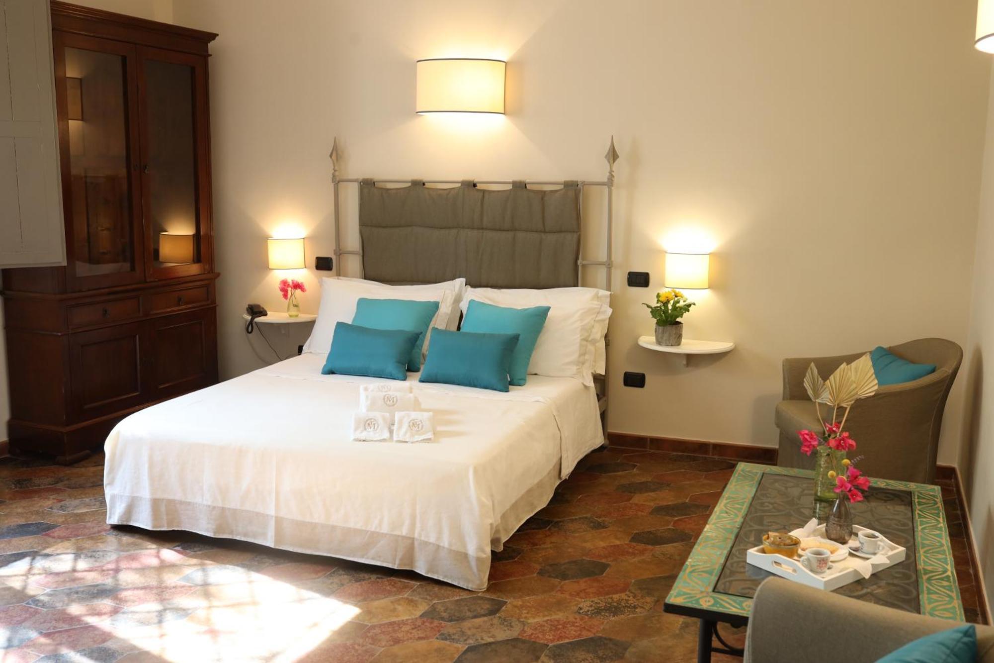 เตนูต้า โมนาเชลลิ แอนด์ มัสเซเรีย จัมเปาโล Guest House เลชเช ภายนอก รูปภาพ